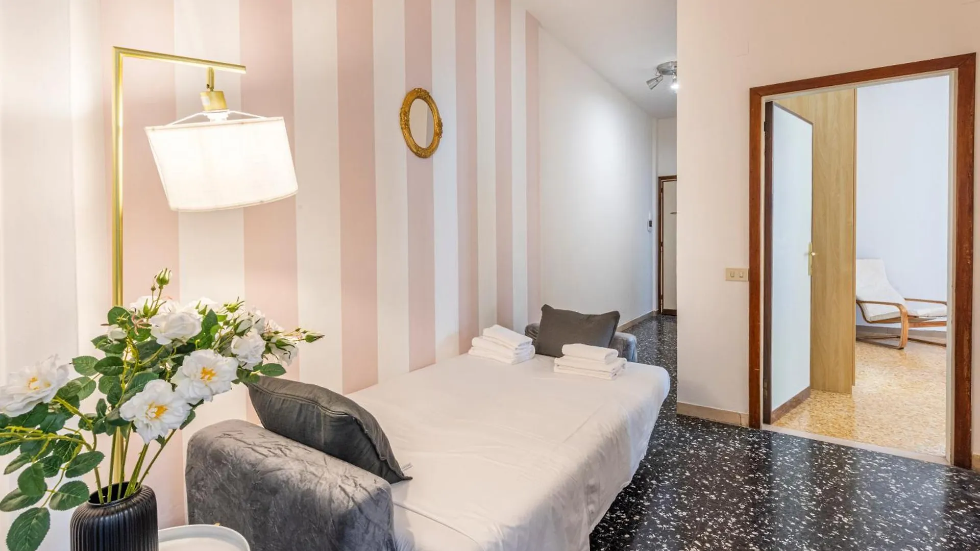 Apartment The Luxor Suites - Casentino 53 Florence Italy